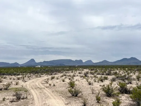 2626 Estes Ave, Terlingua, TX 79852