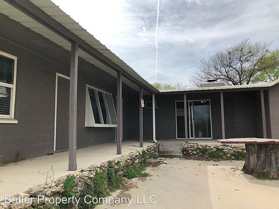 3rd image of 8238 Eagle Mountain Cir APT A