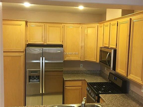 3rd image of 9825 Canterbury Creek St