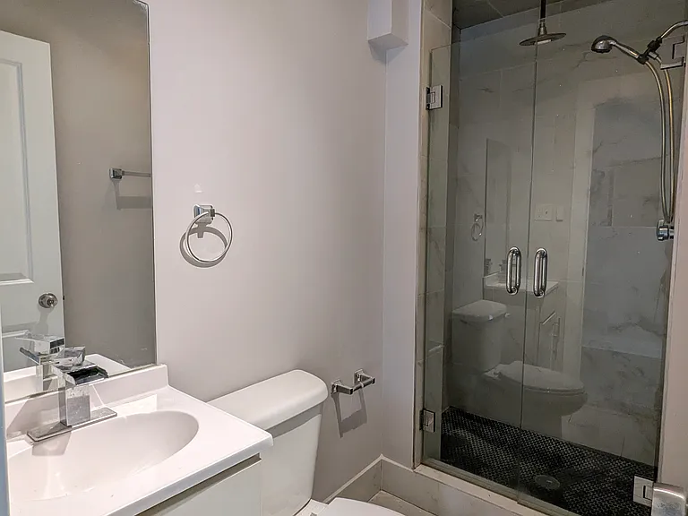 93 Robbins St #4 — Photo 6
