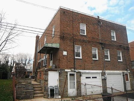 2nd image of 533 Fern St
