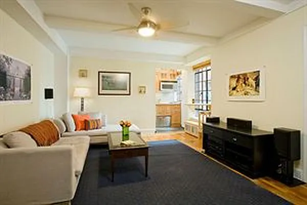 Sold by Douglas Elliman | media 23