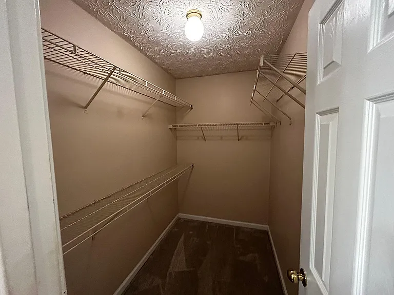 5410 Maltdie Ct — Photo 7