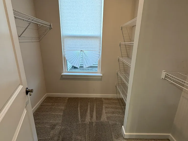 2560 Nicholson St — Photo 19