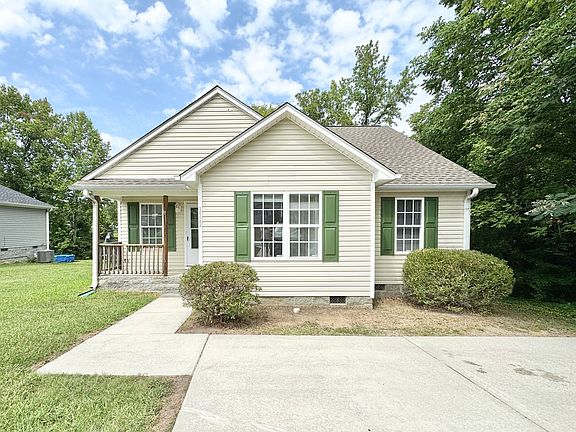 2nd image of 3522 Riverside Dr
