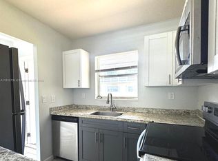 430 SE 2nd Ave #4, Deerfield Beach, FL 33441