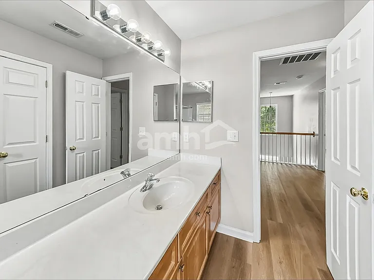 10116 Hawkeye Dr — Photo 18
