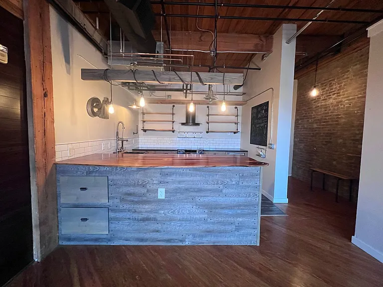 600 Monroe Ave NW #206 — Photo 5