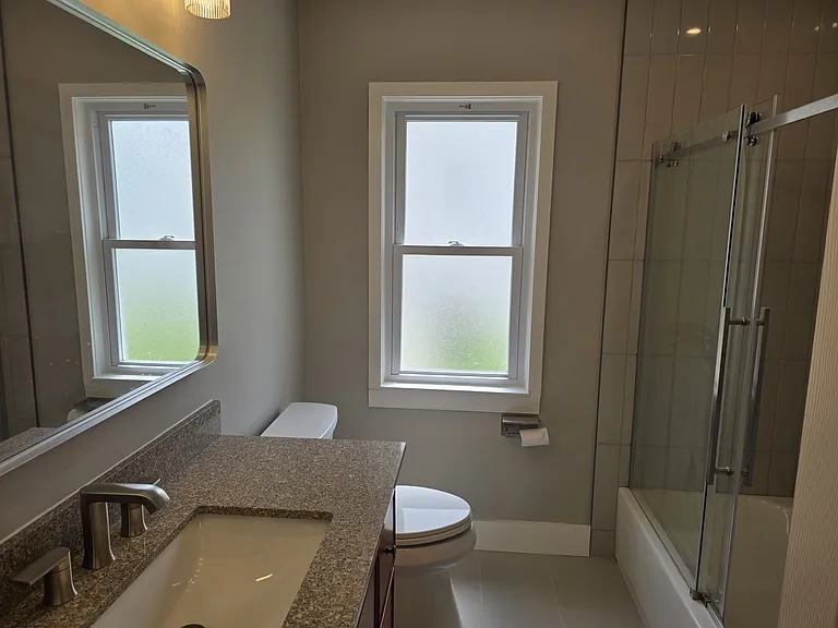 10215 S Kildare Ave — Photo 4