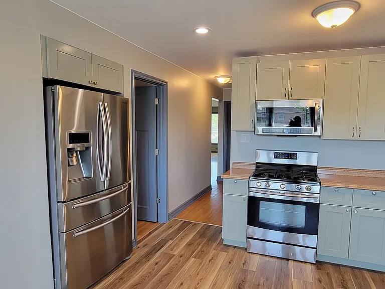 336 Crandon Ave #2 — Photo 12