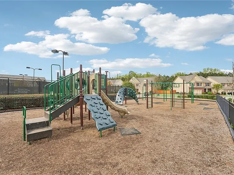 6370 Shiloh Woods Dr — Photo 70