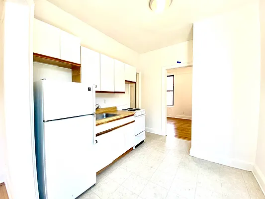 Rented by Best Apartments North Inc | media 12