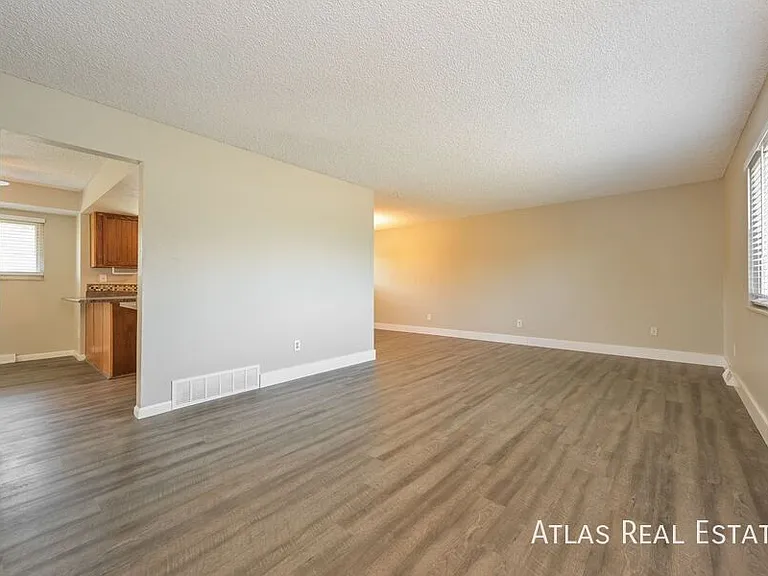 13144 Hadar Dr — Photo 8