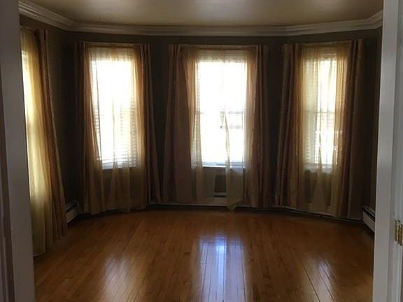 2nd image of 23 Kensington Park
