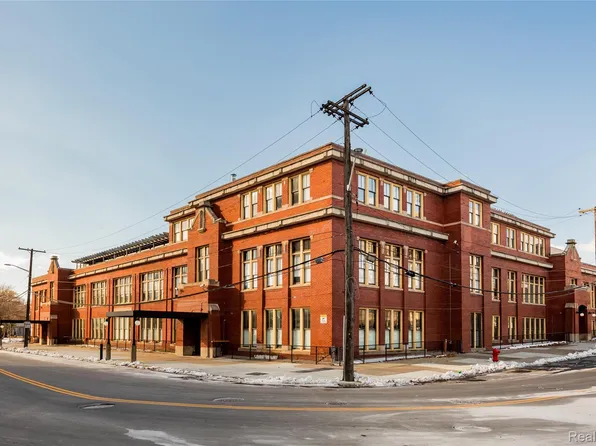 1395 Antietam Ave APT 49, Detroit, MI 48207