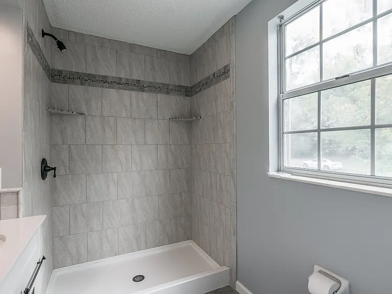 5216 Roxborough Dr — Photo 15
