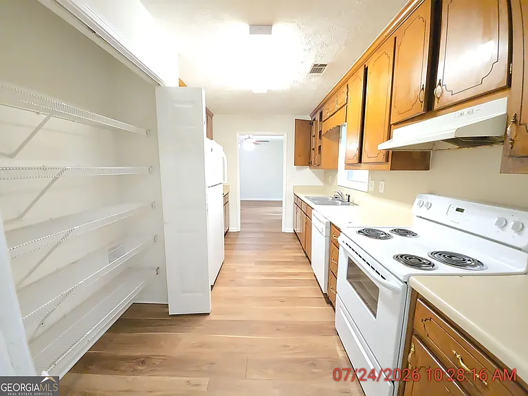 120 Marians Way — Photo 8