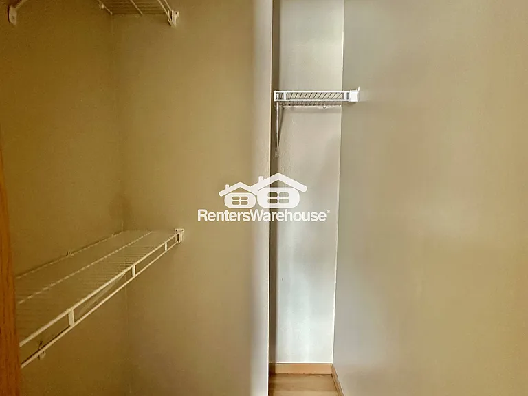 5924 Sutton Pl #10 — Photo 15