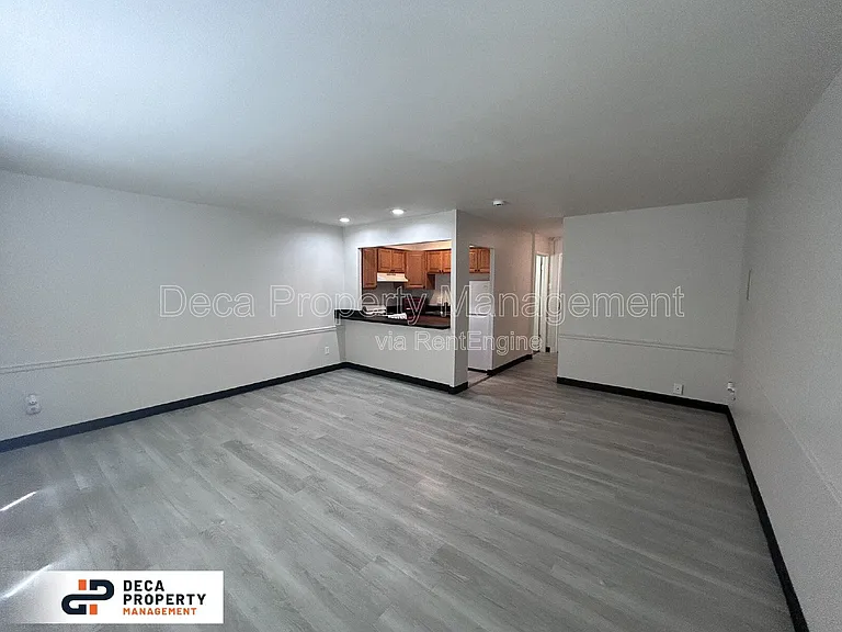 4020 Lindell Blvd — Photo 16