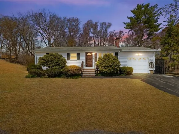 53 Cochato Park, Randolph, MA 02368