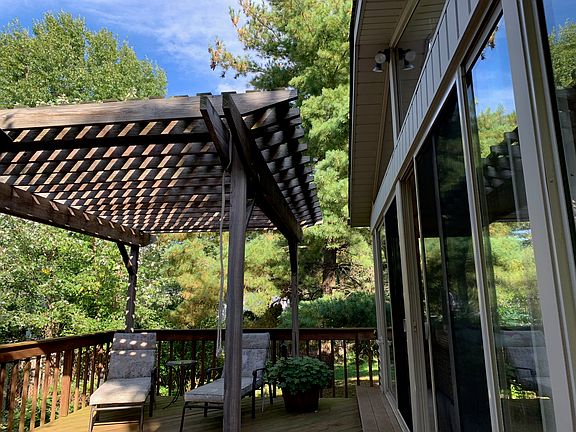 4th image of 3636 River Ln