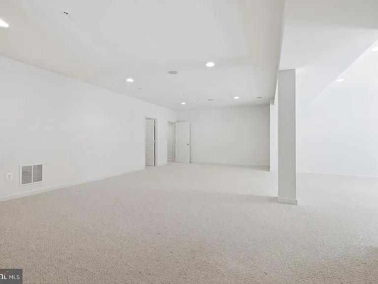 14140 Seneca Rd — Photo 118