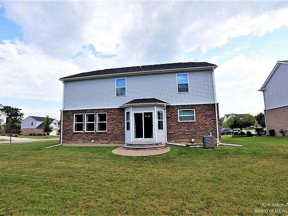 4th image of 7979 Jordan Ct