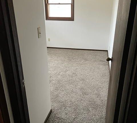 5th image of 2702-2704 N Wyoming Ave