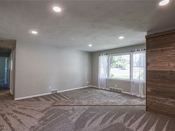 5th image of 3156 Rosebay Blvd