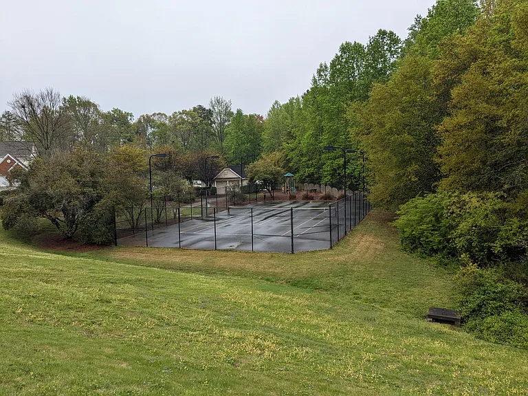 12 Lake Valley Ct — Photo 32