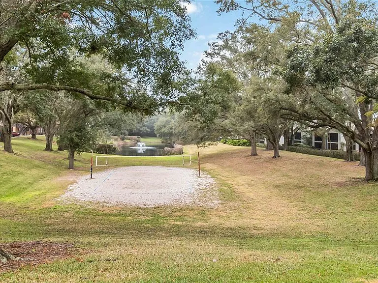320 Black Oak Ct #107 — Photo 28