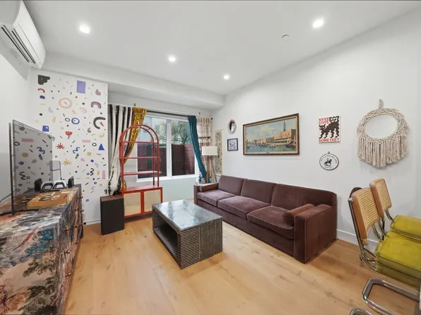 256 Winthrop Street image 1 of 15