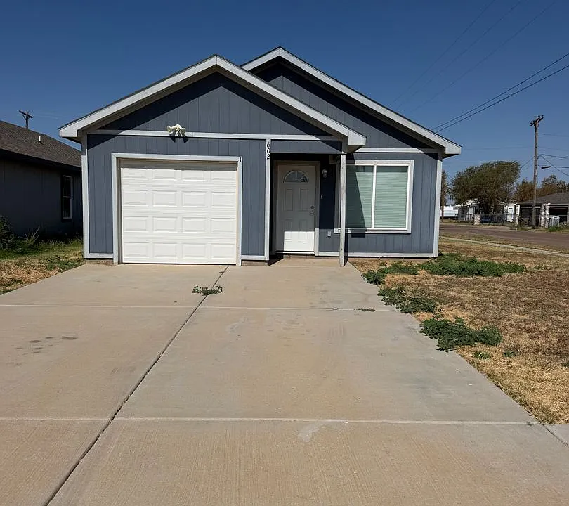 602 Walnut Ave #1