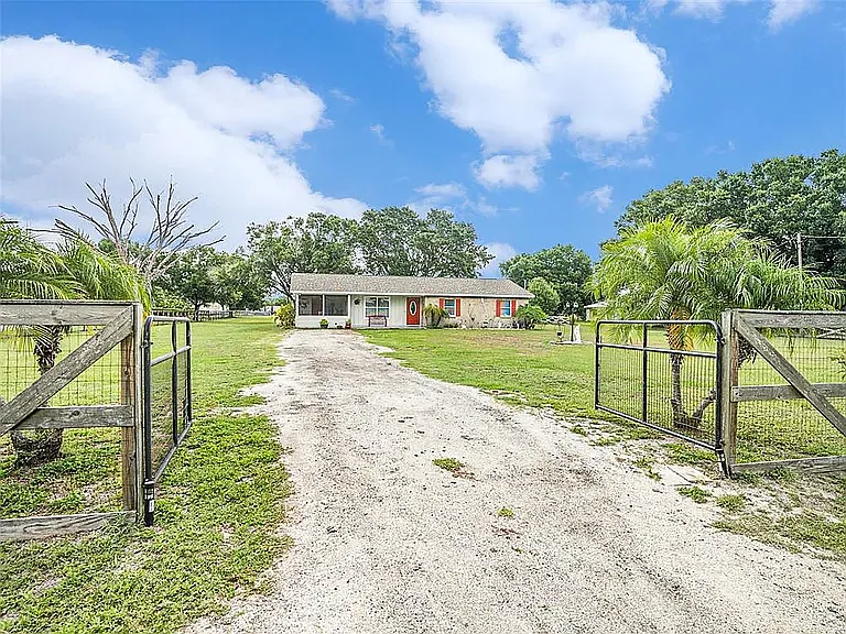 11912 Messler Rd