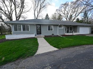 1619 S Sunny Slope Rd, New Berlin, WI 53151