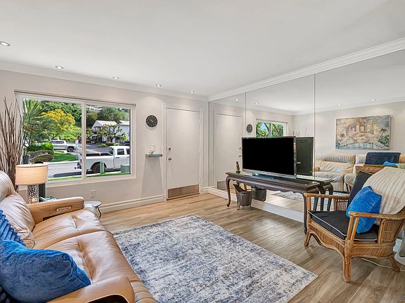5th image of 6549 Bell Bluff Ave