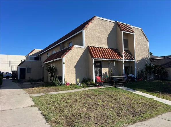 152 E Jackson St, Rialto, CA 92376
