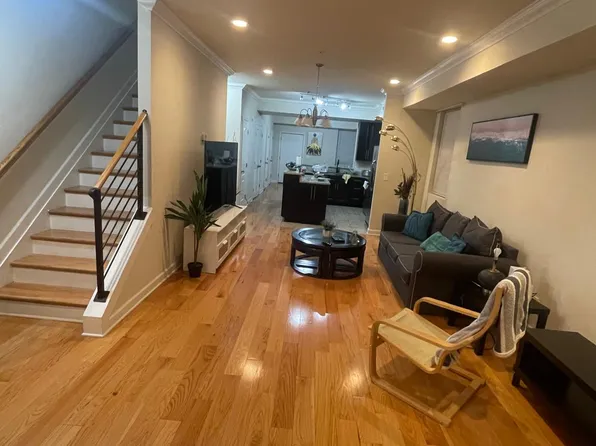 4257 Brooks St NE, Washington, DC 20019