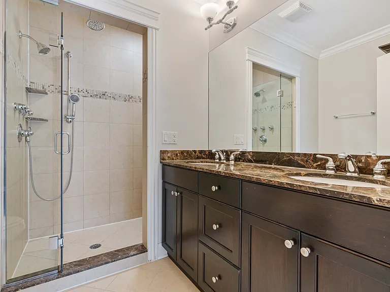 1437 N Sedgwick St #1W — Photo 7