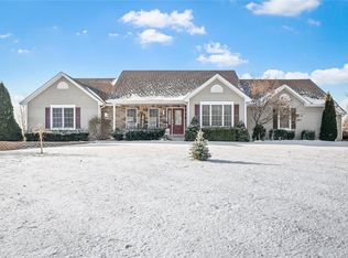 120 Williamton Dr, Winfield, MO 63389