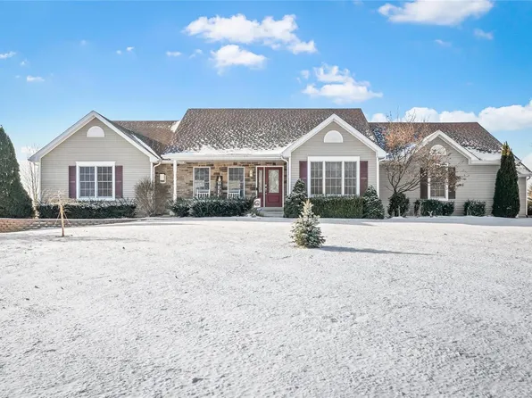120 Williamton Dr, Winfield, MO 63389