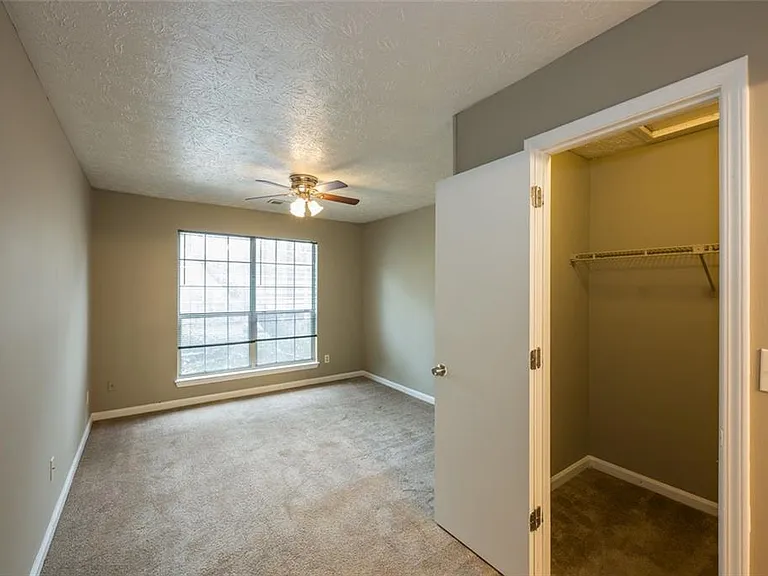 4838 Westridge Dr — Photo 12