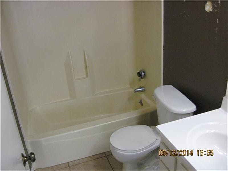 2nd image of 4861 Estepona Way