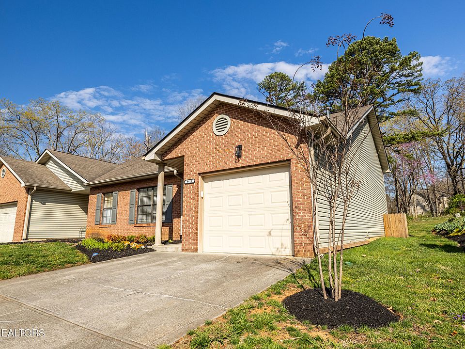 1st image of 8411 Ivy Green Way
