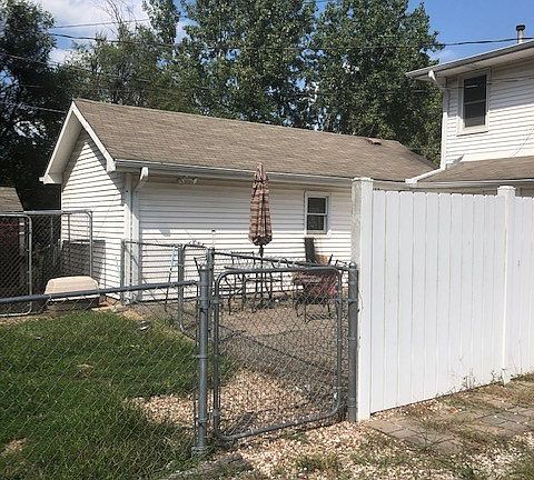 5th image of 1516 Fair St