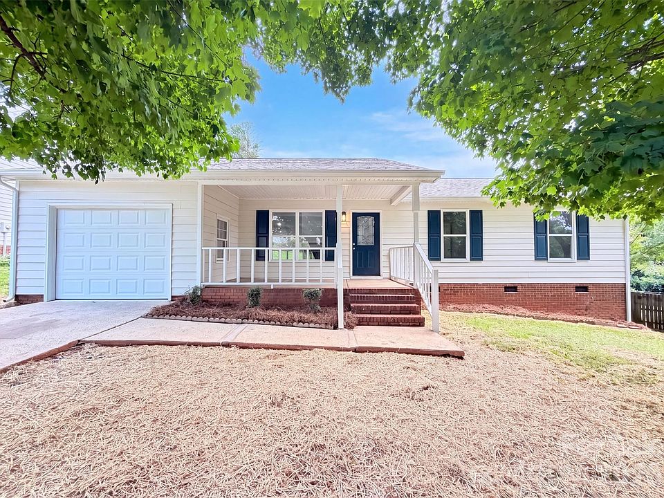 1st image of 8822 Hunter Green Ln
