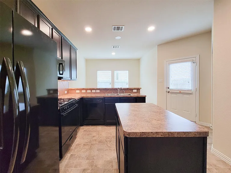 5209 Dauntless Dr — Photo 19