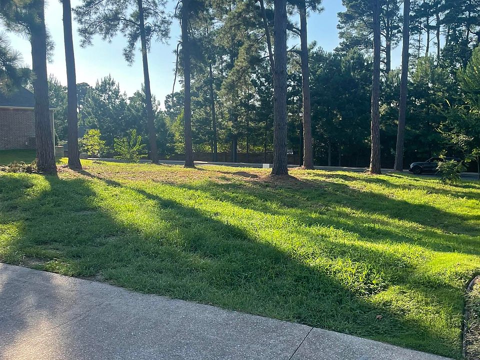 2nd image of 1137 Gardenwood Dr