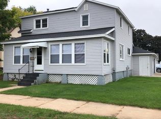 2813 14th St, Menominee, MI 49858