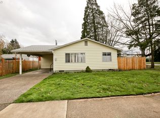 305 F St, Springfield, OR 97477
